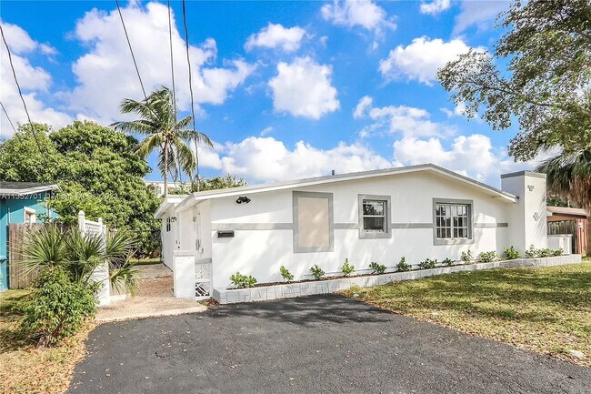 Primary Photo - 4421 NW 34th Ct