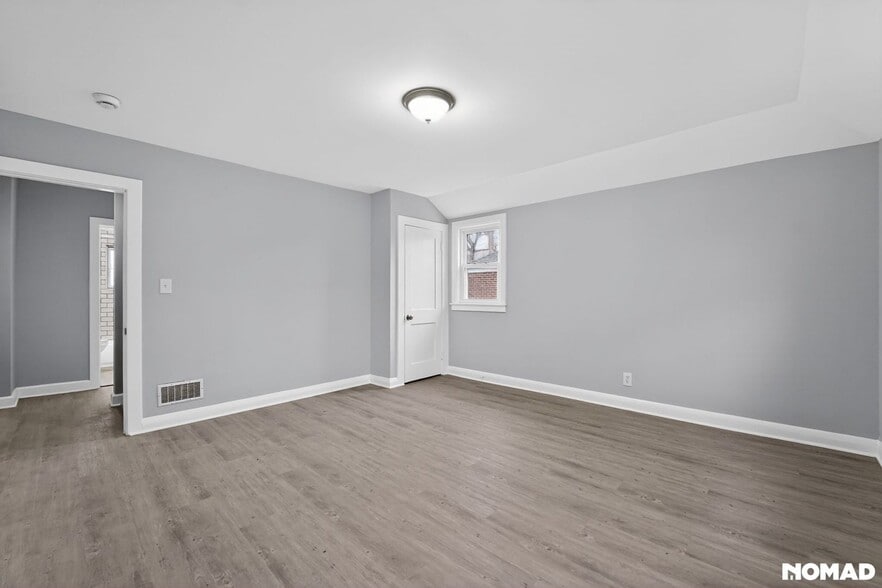 Building Photo - 8550 Oakleigh Rd