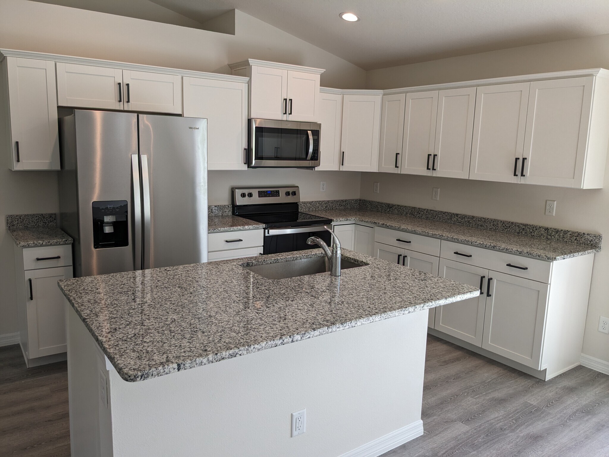 All Energy Star Appliances - 5837 Babian Rd