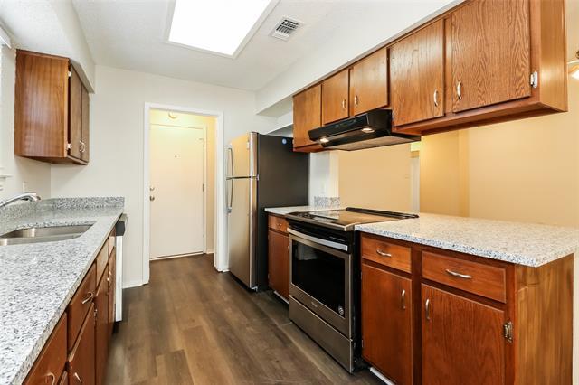 Building Photo - 520 Allencrest Dr