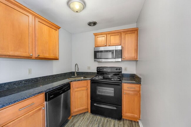 Building Photo - 3505 Telford St