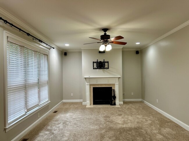 Building Photo - Live the Good Life in Summer Lake – Stunning 6-Bedroom Home in Moseley, VA!