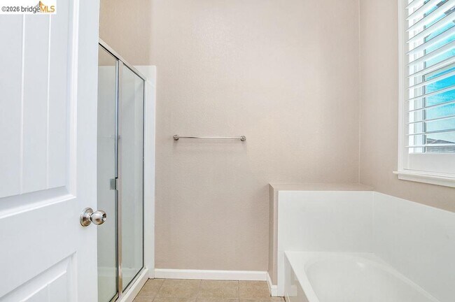 Building Photo - 1354 Portofino Dr
