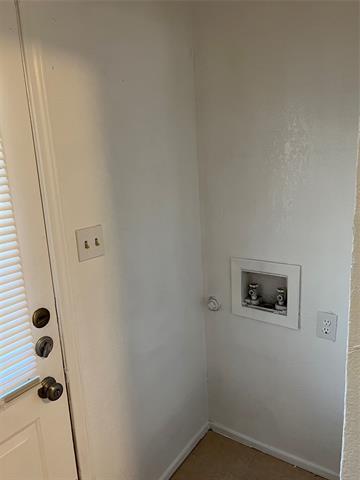 Building Photo - 1613 Windsong Ln