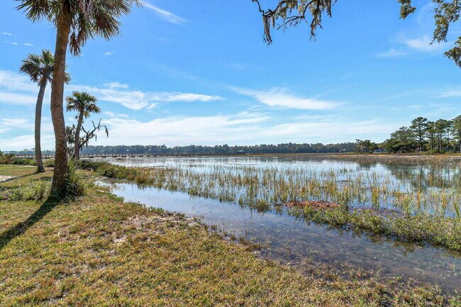 Building Photo - Private, Low Country Residence for Rent!