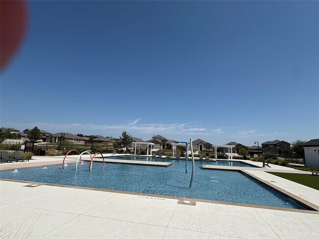 Building Photo - 175 Gazania Rd