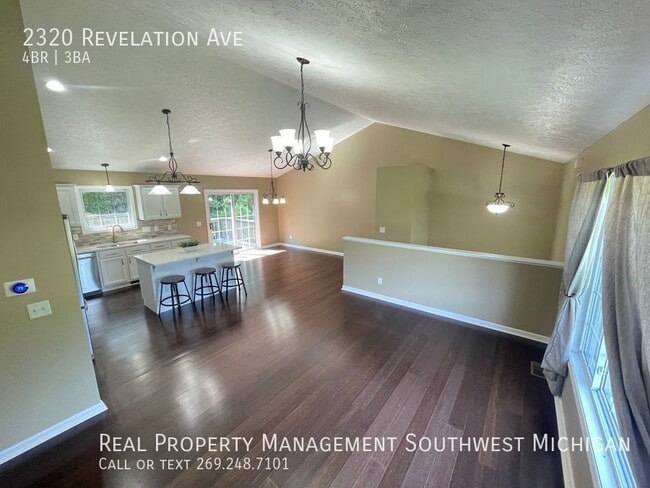 Building Photo - 2320 Revelation Ave