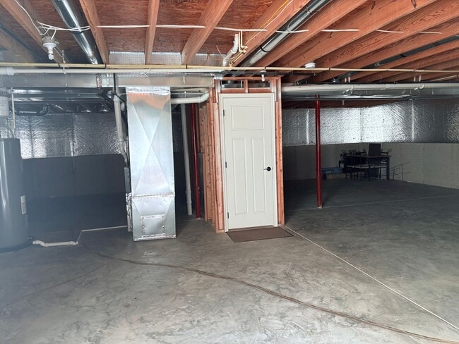 Building Photo - Charming 4 beds 2 bath in Lewis Center!