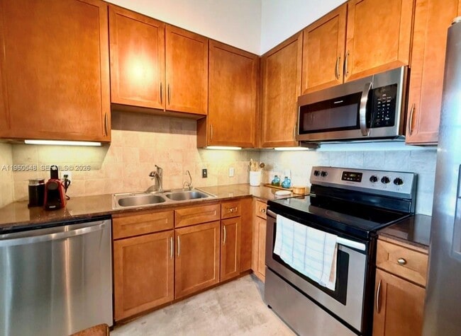 Building Photo - 2001 S Biscayne Blvd