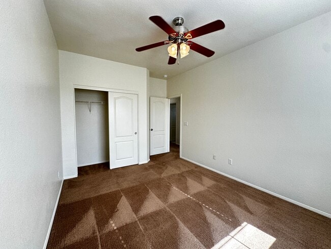 Building Photo - SKY RIDGE