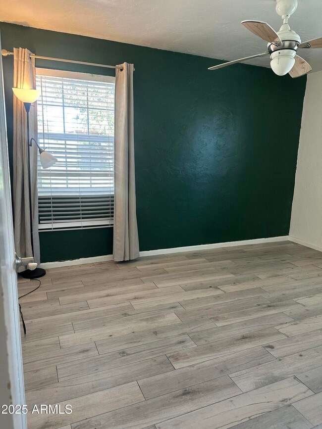 Building Photo - 3112 E Cypress St