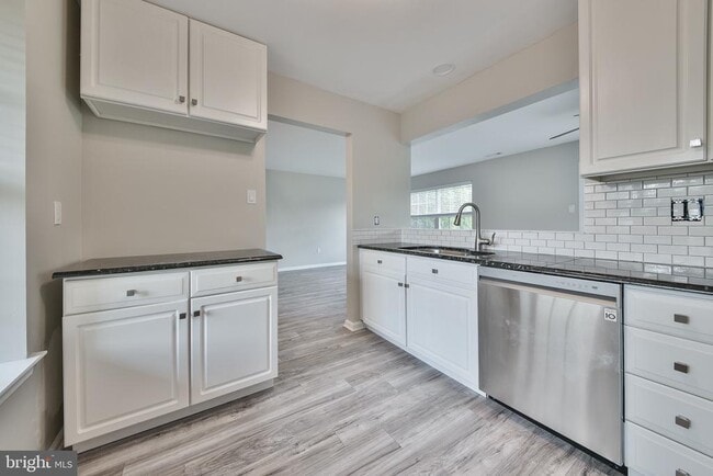 Building Photo - 35 Nutmeg Pl