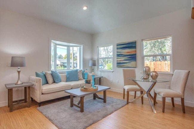 Building Photo - 70 wright avenue