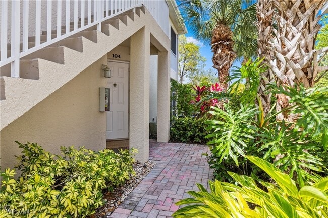 Building Photo - 1305 Sweetwater Cove