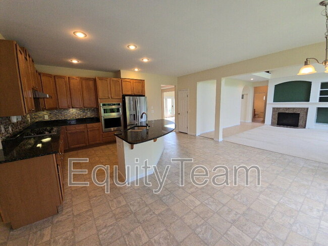 Building Photo - 7823 Spring Garden Ct