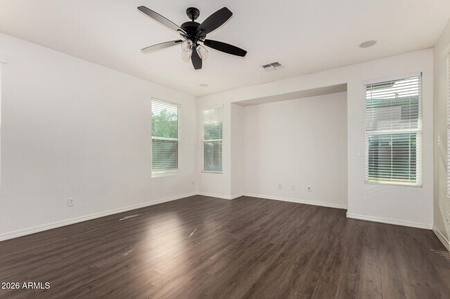 Building Photo - 3751 E Palo Verde St