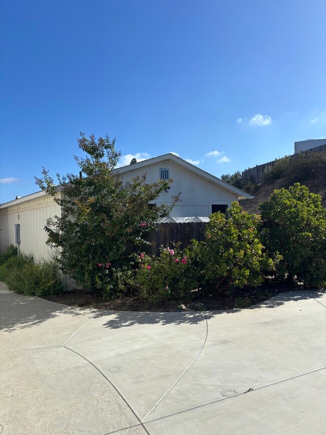 Primary Photo - 10006 Covey Ln