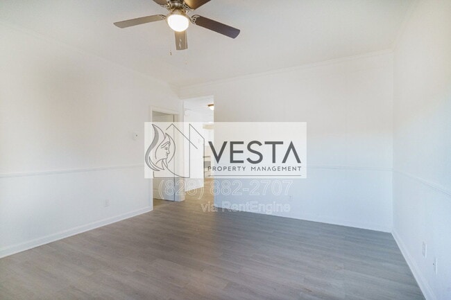 Building Photo - 130 Reems Creek Rd