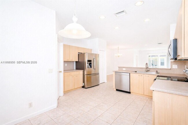 Building Photo - 1877 Aspen Ln