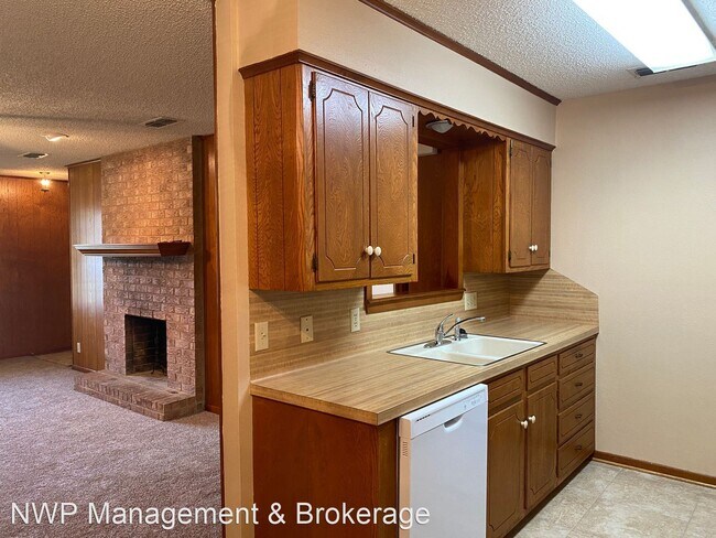 Building Photo - 2 br, 1 bath House - 1618 Susan Dr.