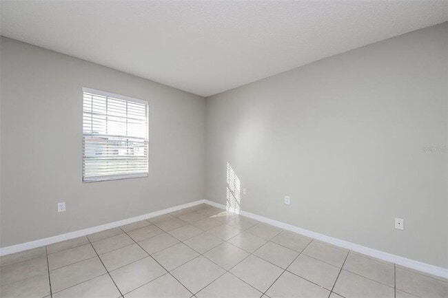 Building Photo - 211 Cobalt Dr