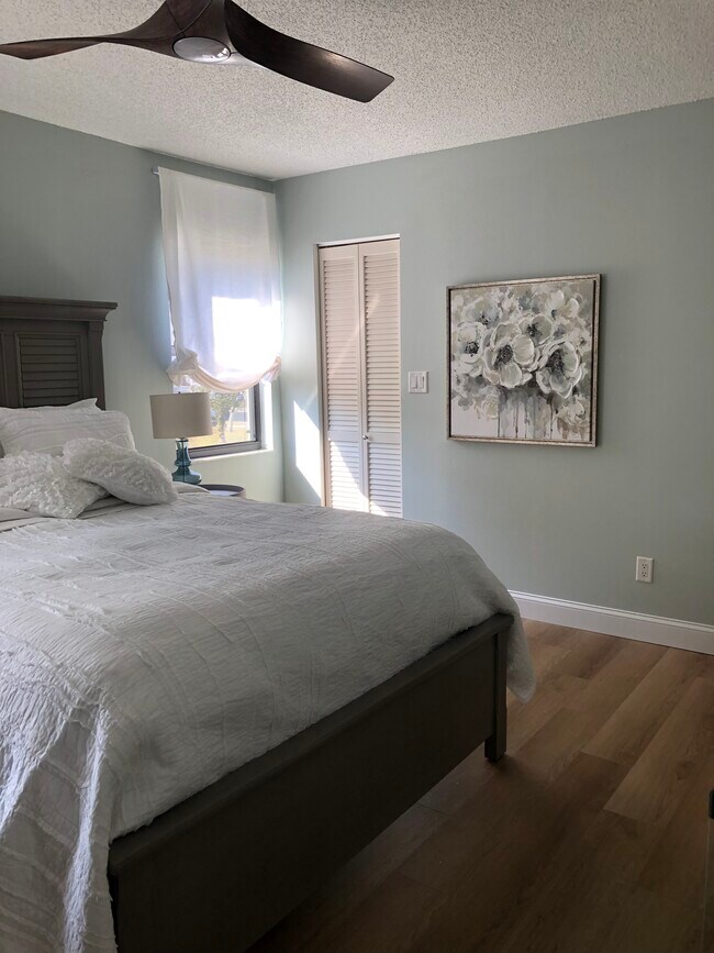 MASTER BEDROOM - 630 Bird Bay Dr E