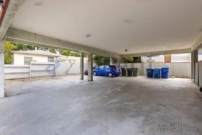 Building Photo - 399 G St