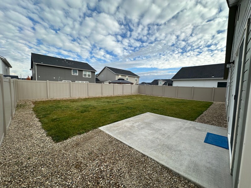 Building Photo - 11398 W Belgrave St