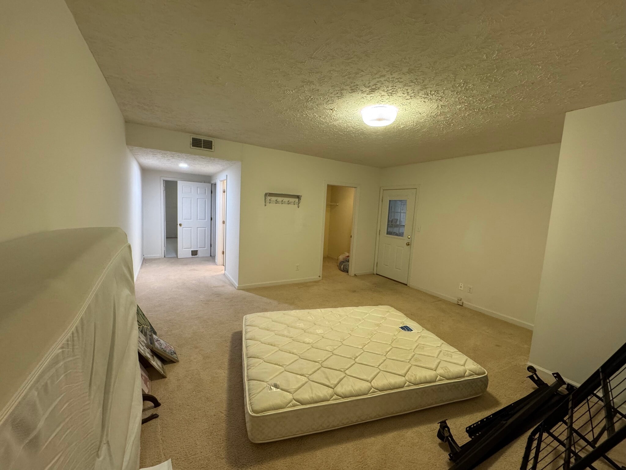 Building Photo - 1112 Greywood Dr