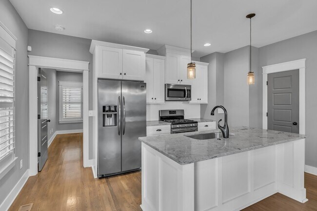 Building Photo - 1801A Sevier St