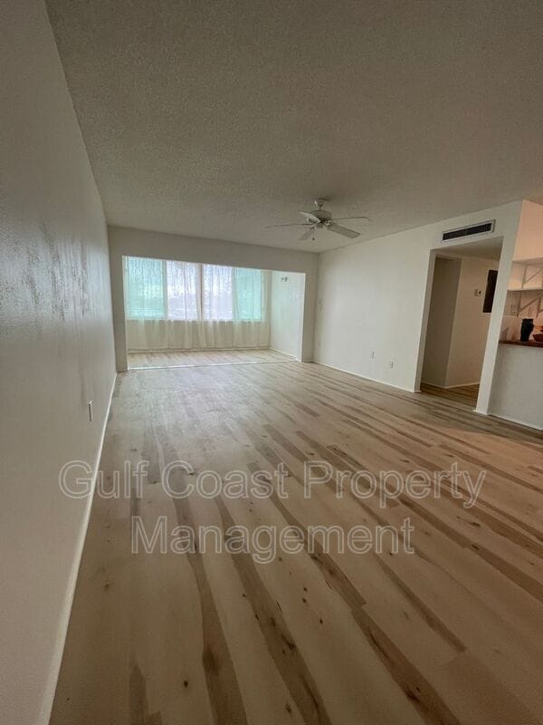 Building Photo - 21287 Gertrude Ave