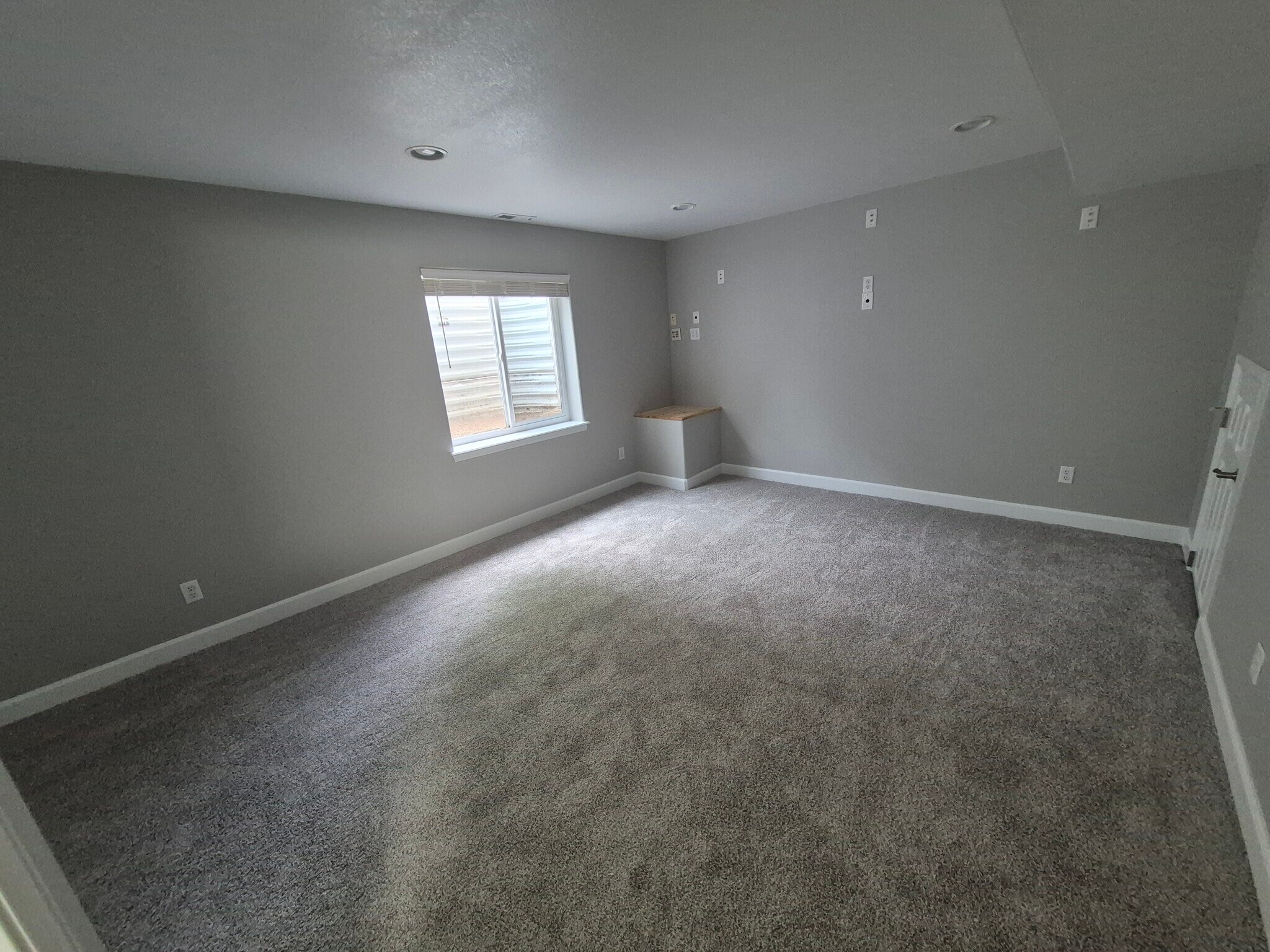 Basement - 1825 Meadowbrook Pky