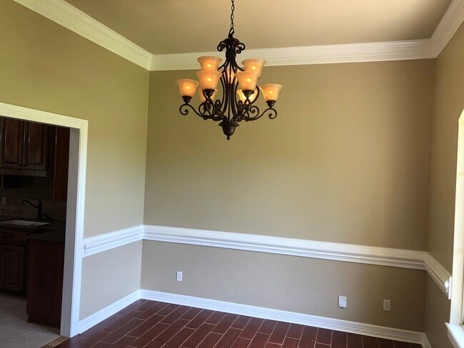 Building Photo - 472 Grand Oaks Dr
