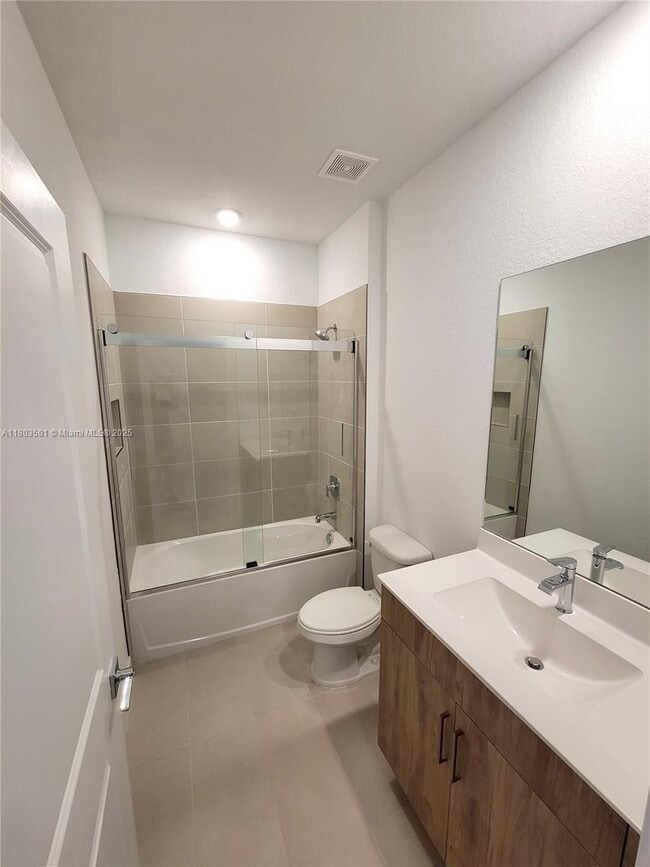 Building Photo - 263 SW 169th Ln