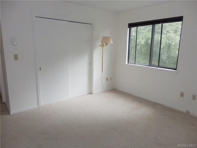 Building Photo - 132 B Heritage Hills