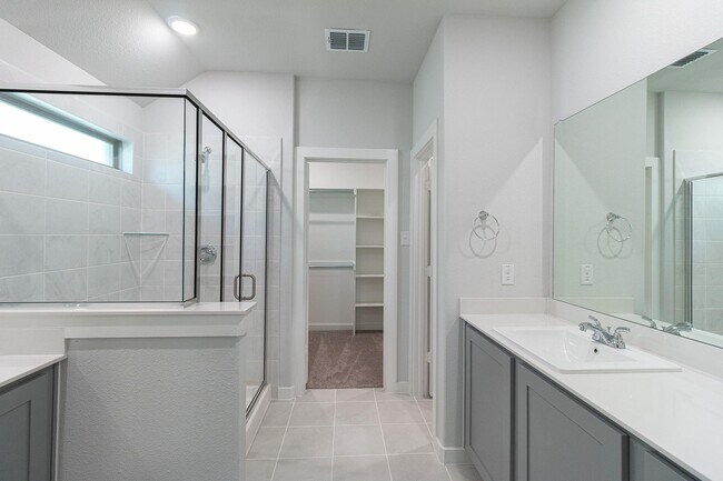Building Photo - 3603 Ray Roberts Dr
