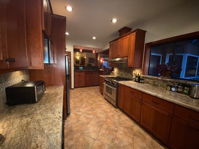 Kitchen looking towards Bar - 26927 Manzanita Ct
