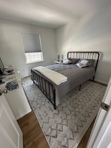 Building Photo - 3410 Faye Dr