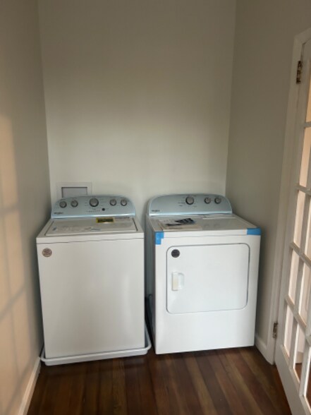 Building Photo - 346 Madison Ave