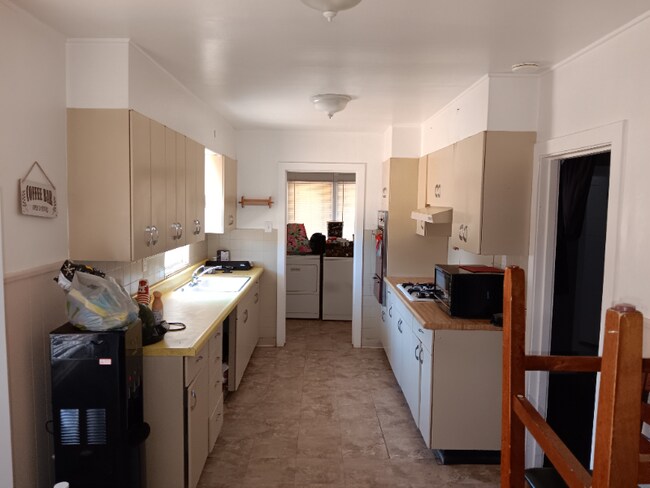 Building Photo - 1459 S St