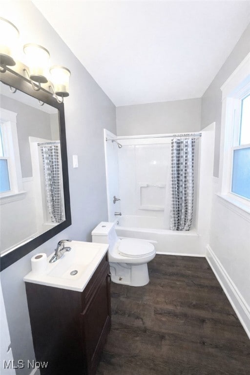 Building Photo - 4415 Pearse Ave