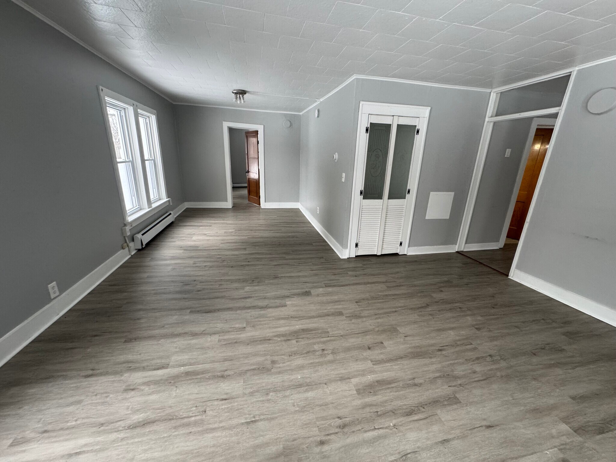 Building Photo - 8939 Pecor St