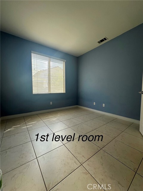 Building Photo - 2878 Homestead Dr