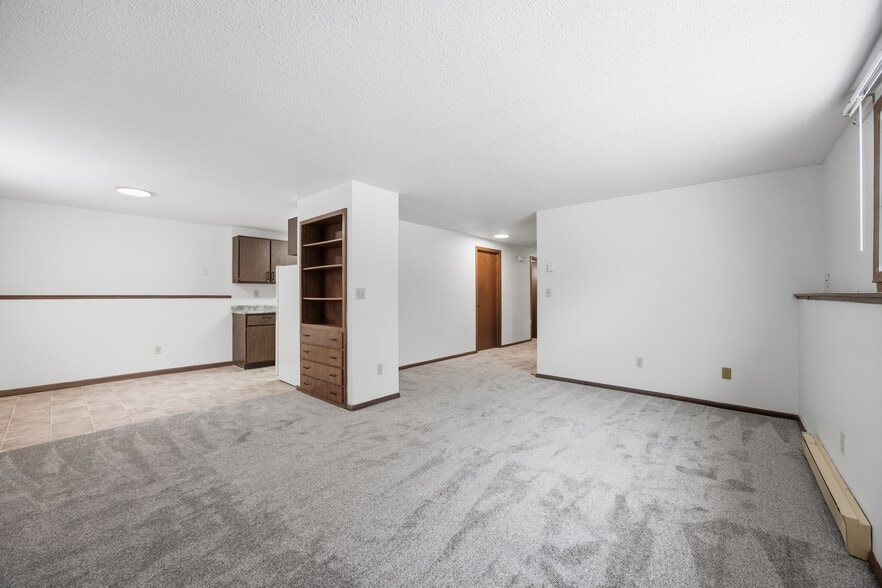 Building Photo - 3223 2nd St N