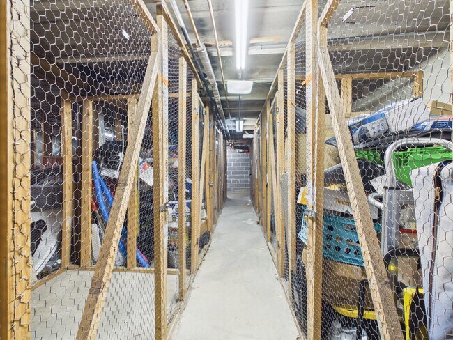 Building Photo - 2210 S Goebbert Rd
