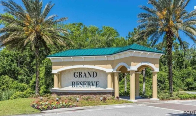 Building Photo - 3 Pinnacle Pl