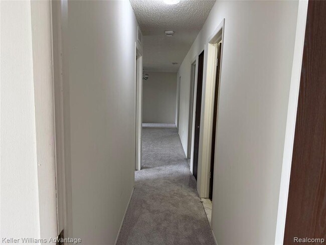 Building Photo - 27915 Berrywood Ln