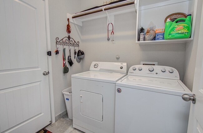 Building Photo - 2202 Anzio Ct