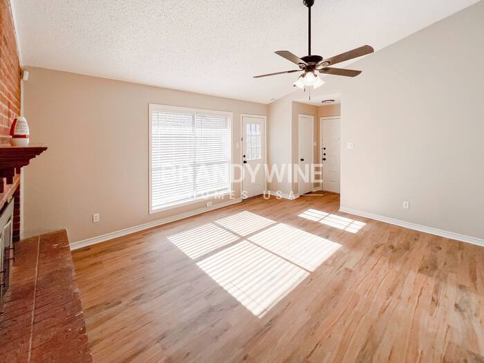 Building Photo - 5505 Key Bend