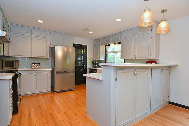 Building Photo - 5242 Beechnut St